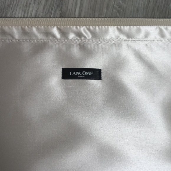 Lancome Travel Case - Picture 8 of 8